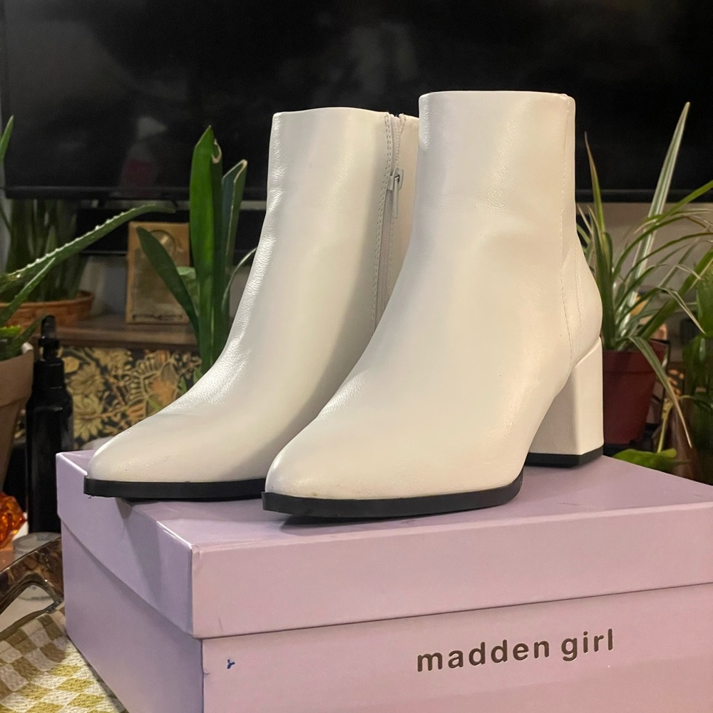NEW White Booties (Madden Girl)